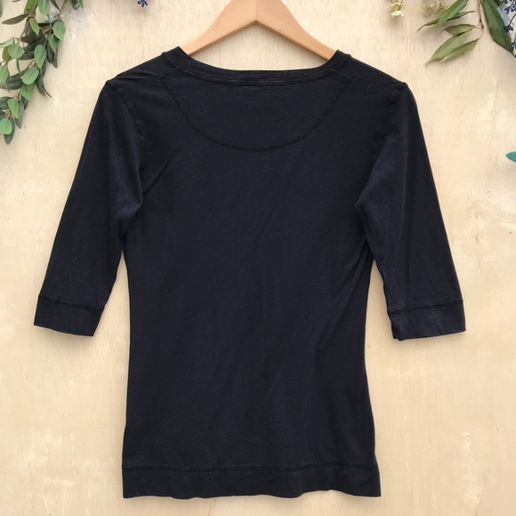Zooey Basic Black Vneck Quarter Sleeve Tee - Picture 6 of 7